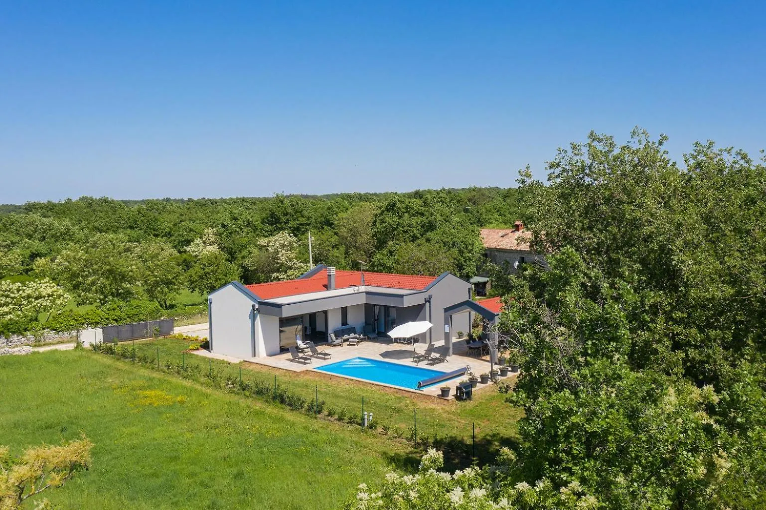 Villa Vila Nora With Heated Pool Marčana