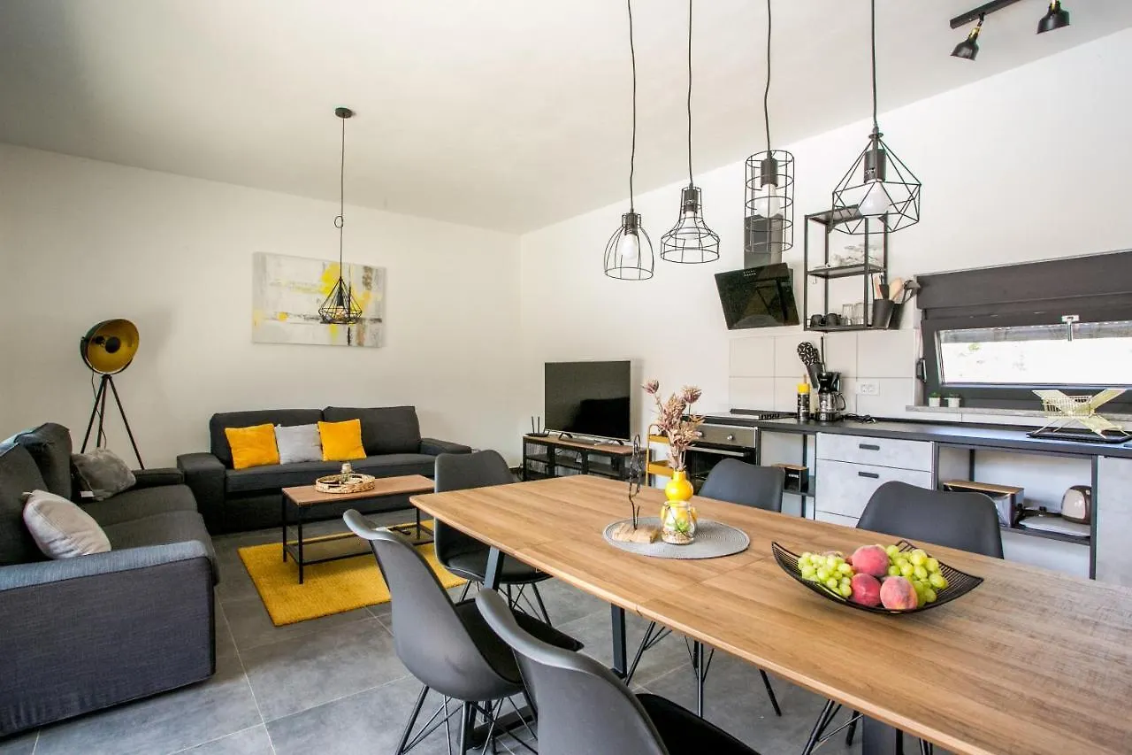 Vila Nora With Heated Pool Marcana